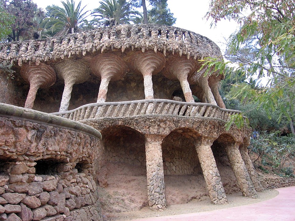 Park Güell, von Antoni Gaudí als Gartenstadt konzipiert und heute öffentlicher Park