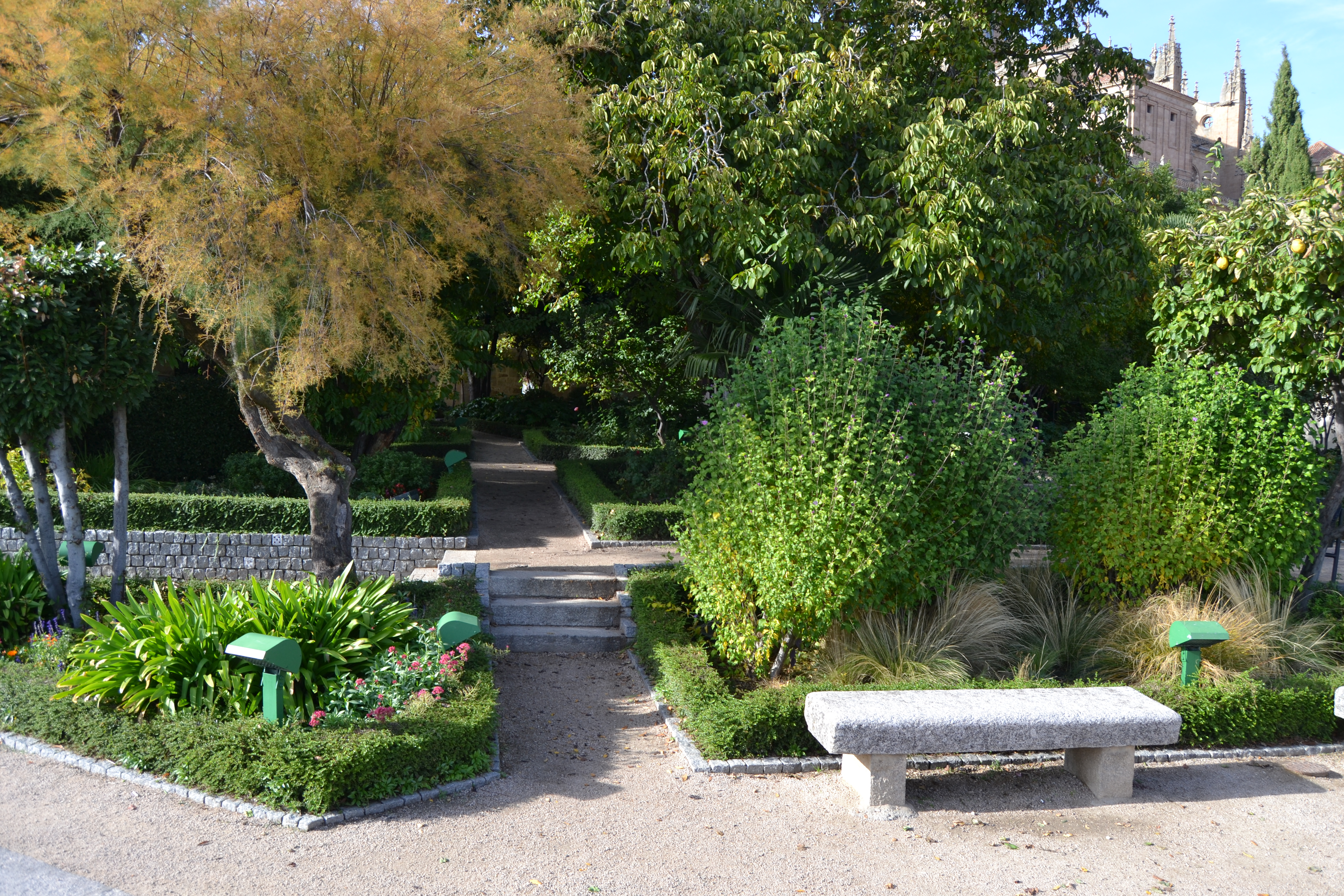 Garten von Calixto und Melibea, ein romantischer Garten, der die literarische Legende der Liebenden aus “La Celestina” nachempfindet