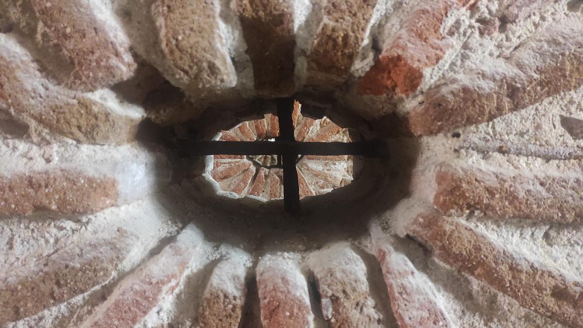 Die Kerker der Cárcel de la Corona in Lavapiés: die verborgenen Zellen unter dem Seniorenzentrum Antón Martín in Madrid